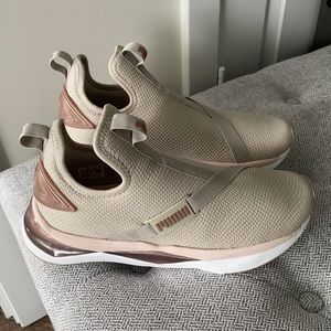 LQD CELL Puma Women’s Sneakers